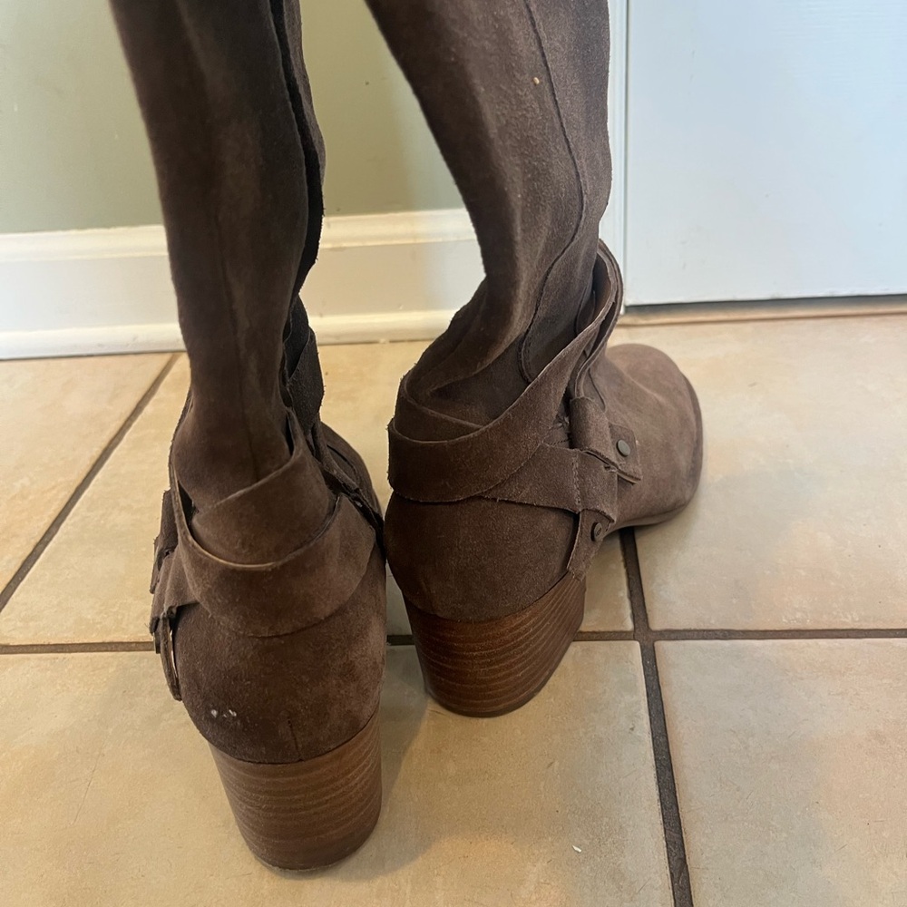 UGG Australia Women’s Brown Suede Harness 1098311 Ankle/Knee Boots 10 - Picture 7 of 8